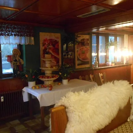 Hotel Hotel-pension Zum Bierhaus 3*
